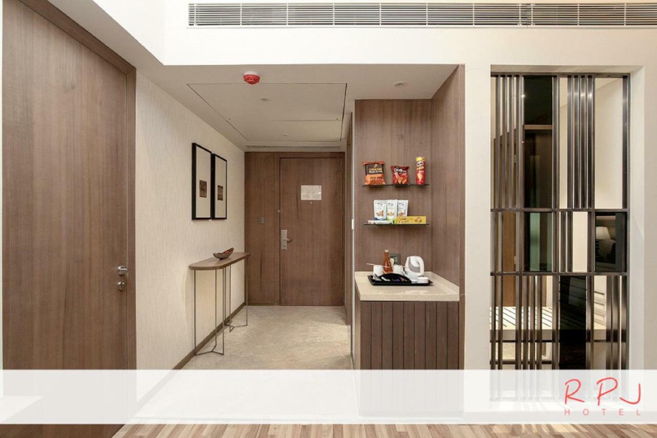 Rpj Hotel Rádžkót Exteriér fotografie